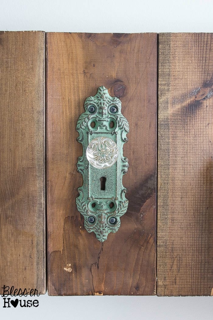 DIY Antique Door Knob Towel Rack