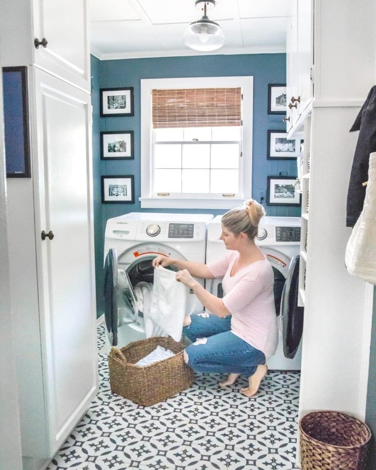 How to Cross Washer and Dryer Connectors