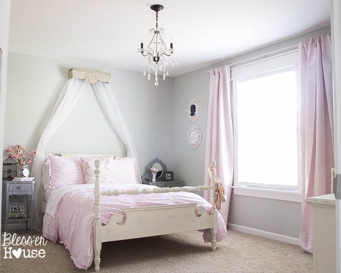DIY Canopy Crown from a Repurposed Shelf