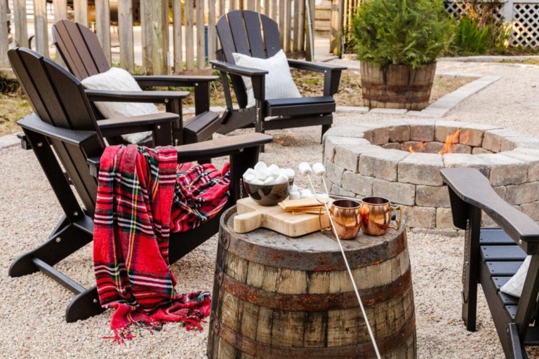 DIY Pea Gravel Backyard Fire Pit Built in a Weekend