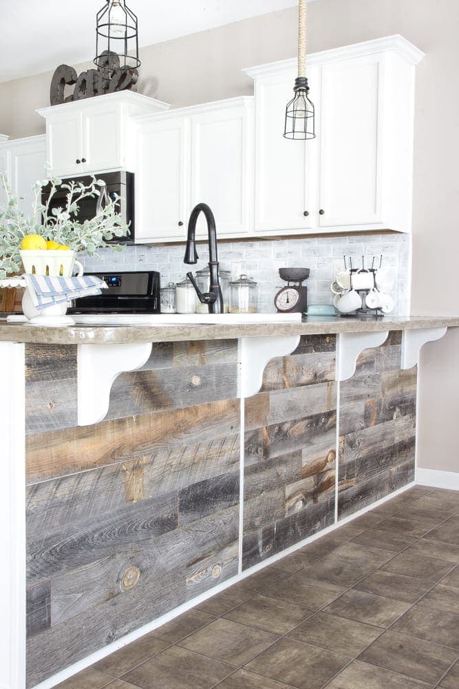 DIY Reclaimed Wood Bar