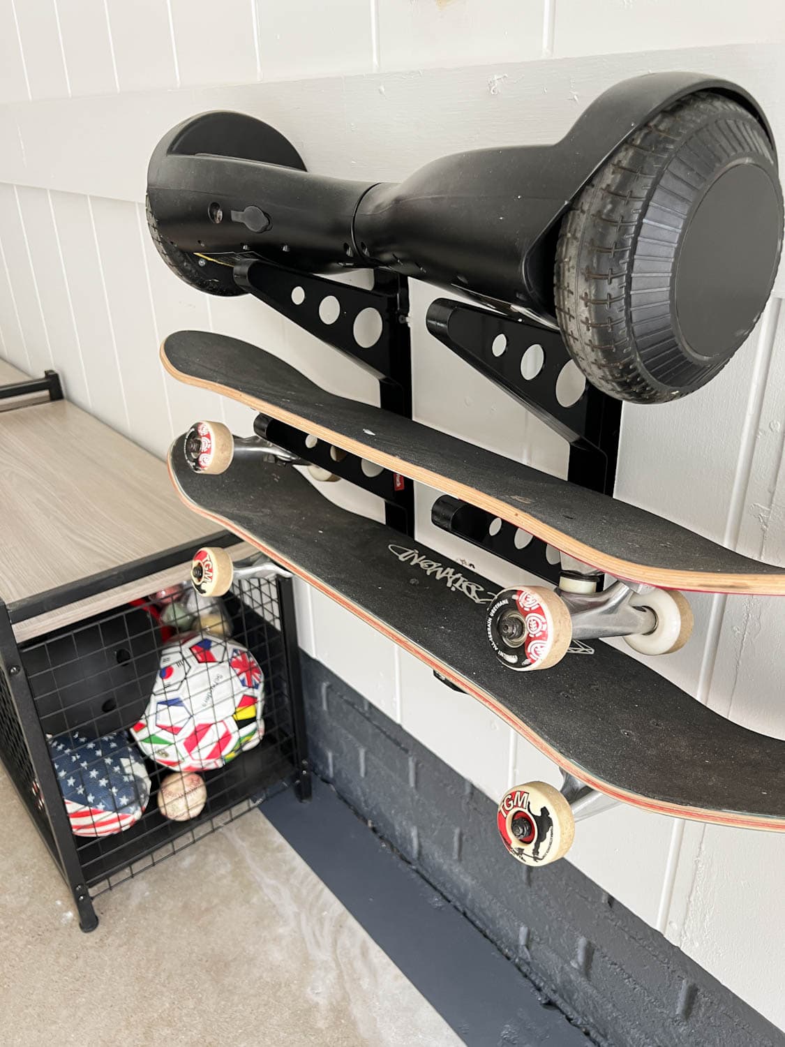 wall mounted skateboard rack