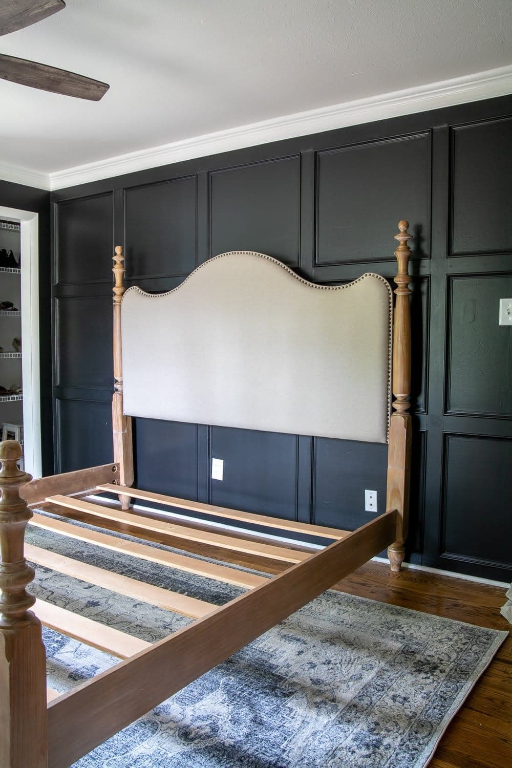 5 rules about primer and paint we wish we had known as beginner DIYers and how to create a paint finish on walls, doors, trim, and moldings that last. | Master Bedroom Refresh with Kilz®