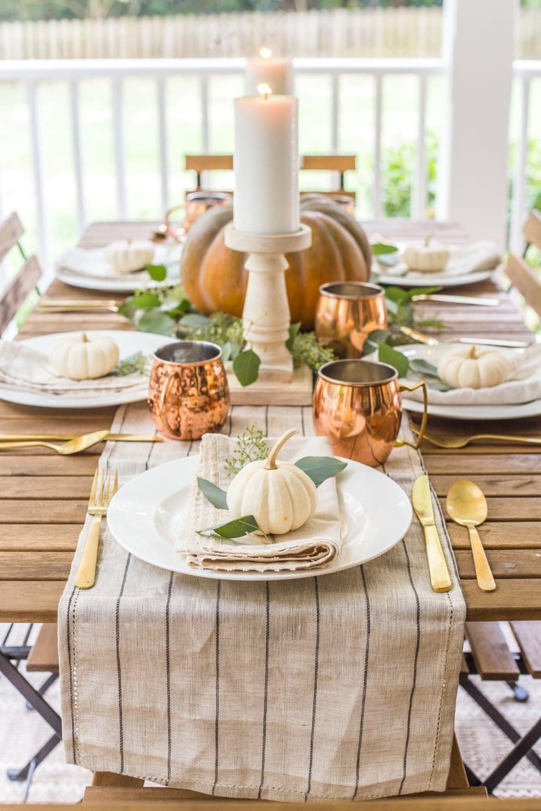 Fall Back Porch & Choosing the Best Capsule Decor