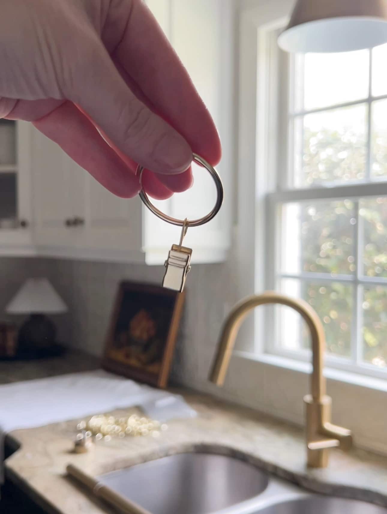 curtain ring clips
