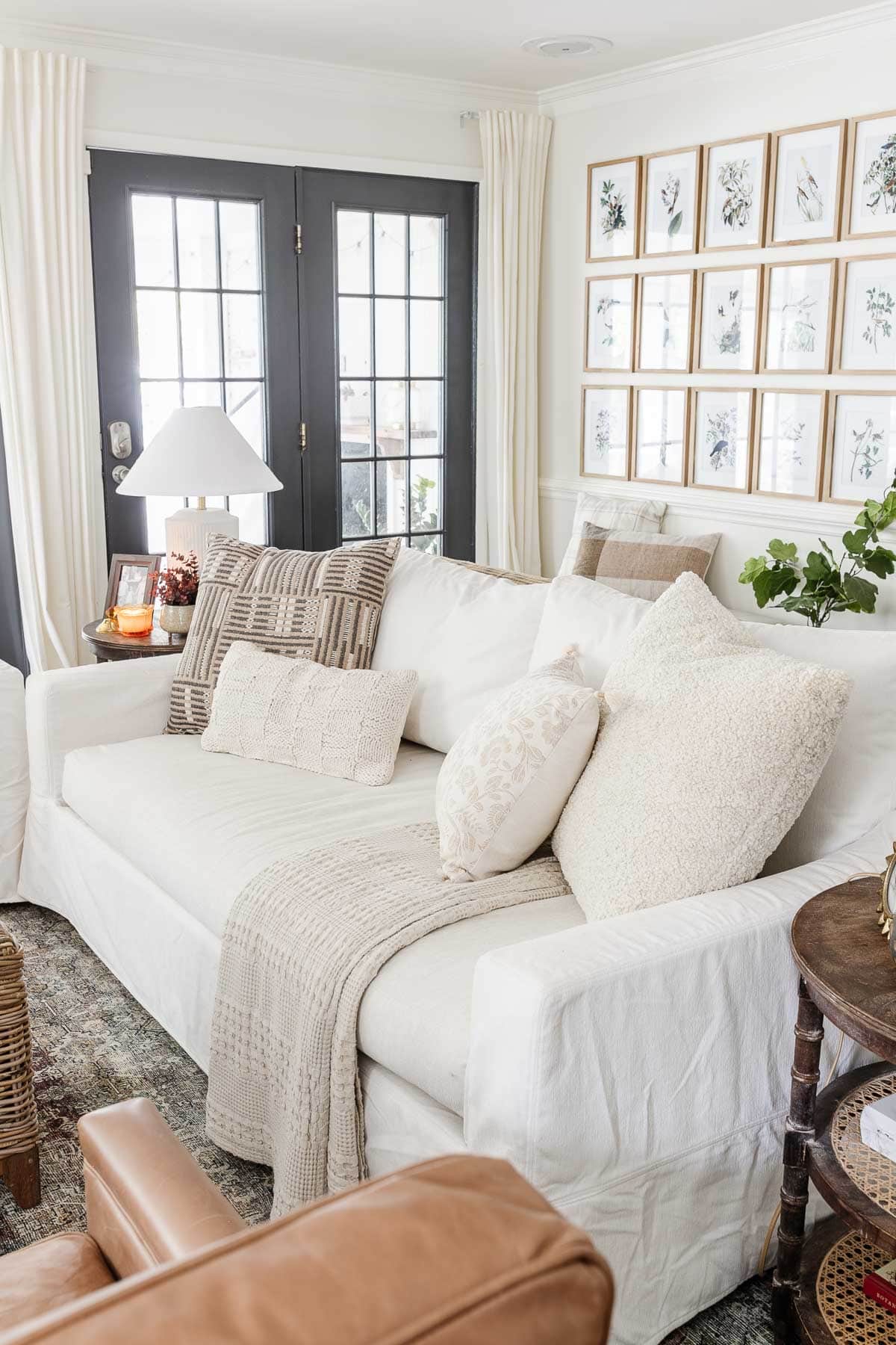 pottery barn white slipcovered sofa 