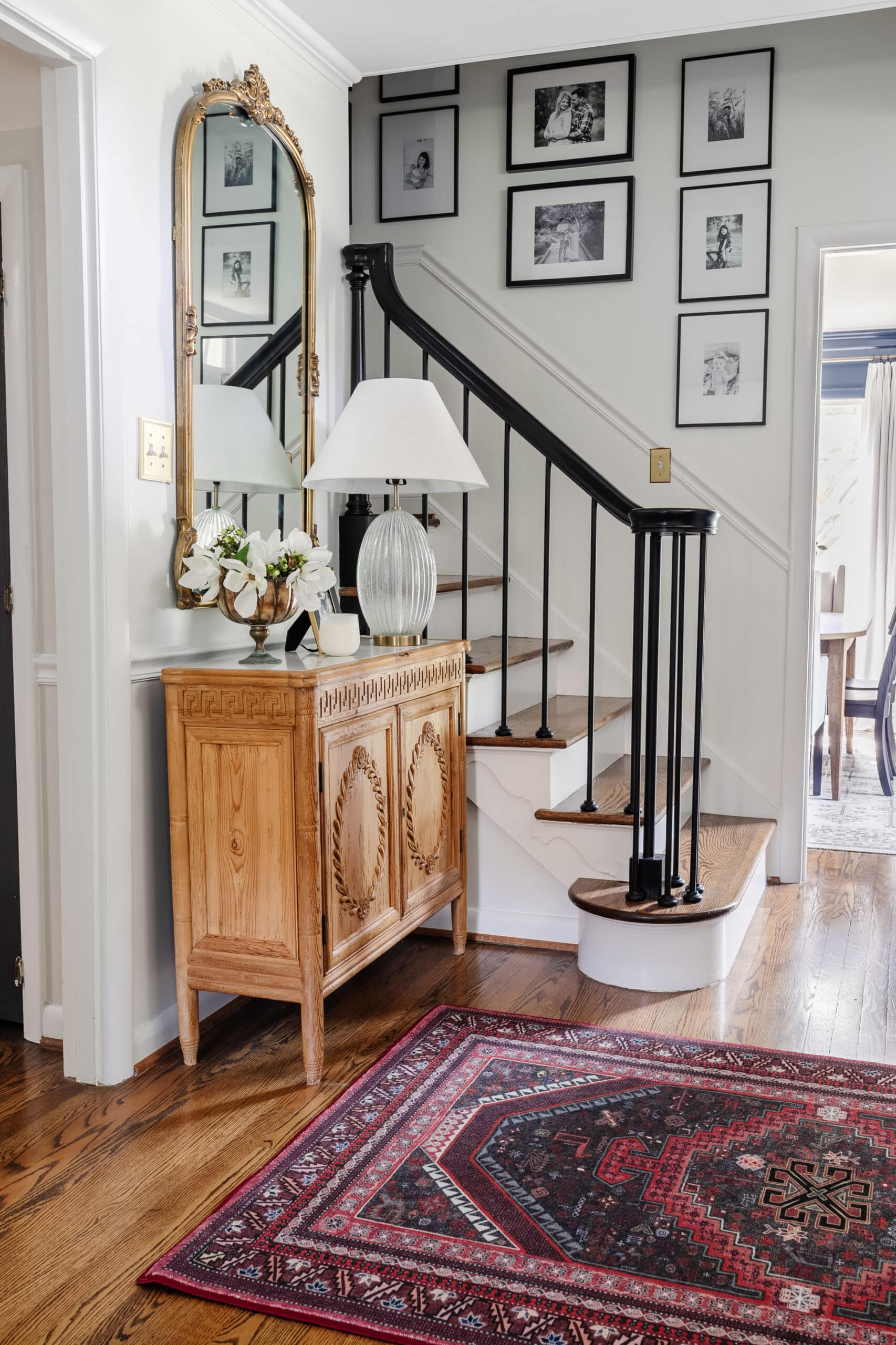 ruggable rug in a foyer